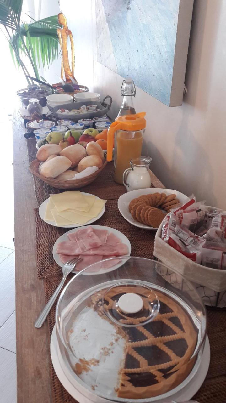 La Casa Di Pier Hotel Olbia Ngoại thất bức ảnh