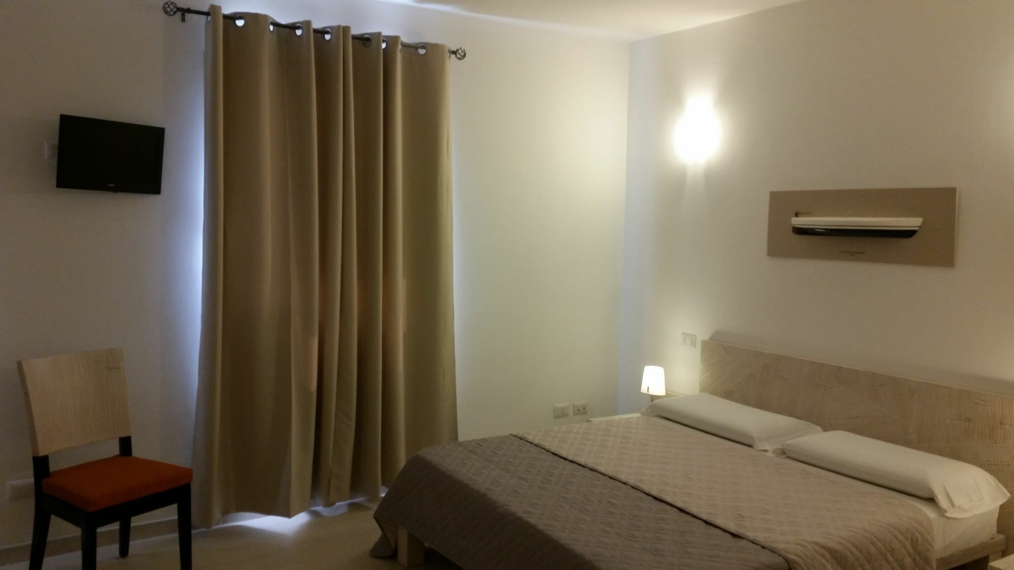 La Casa Di Pier Hotel Olbia Ngoại thất bức ảnh
